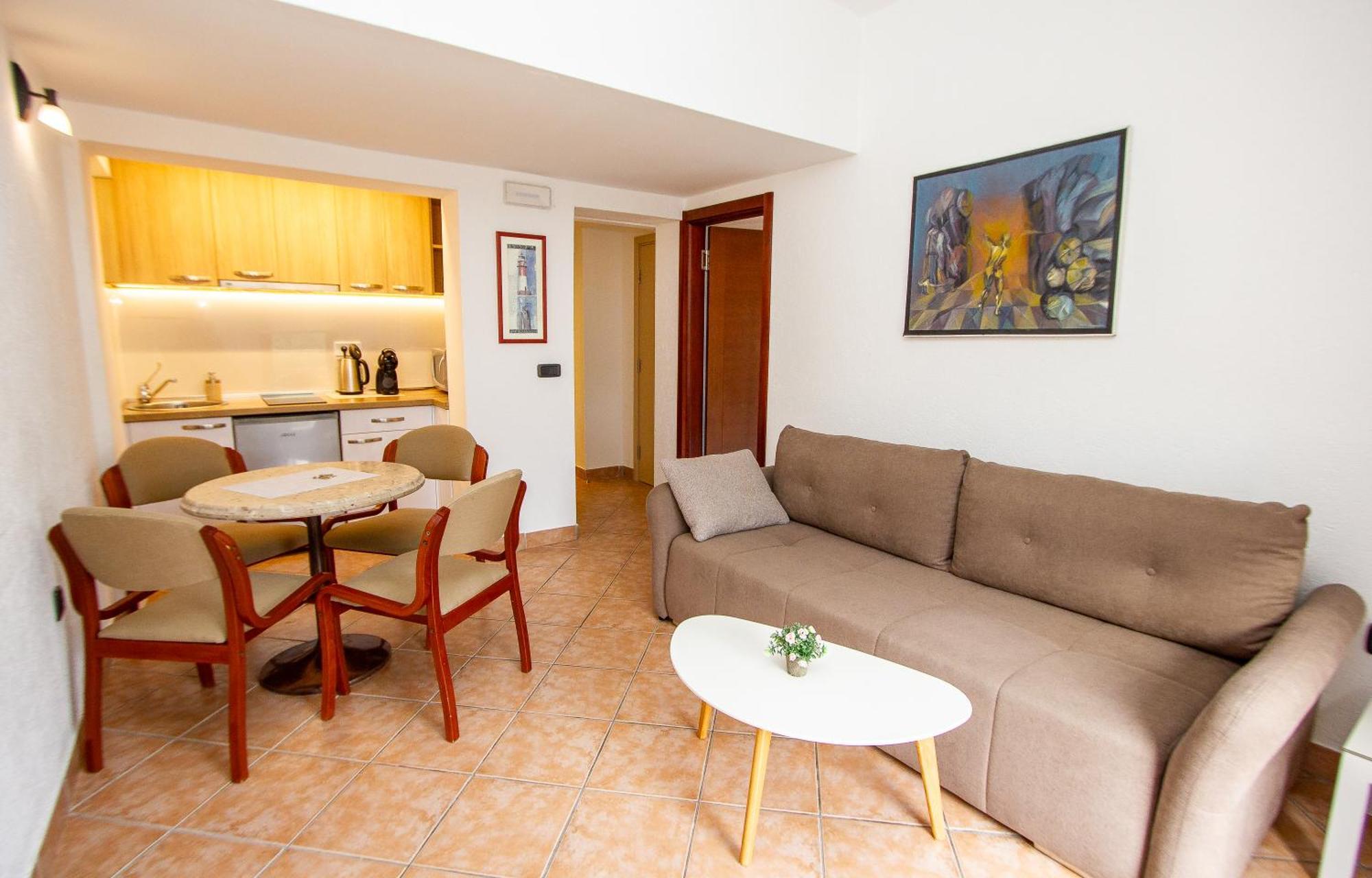 Guest House Jedro Petrovac Eksteriør billede